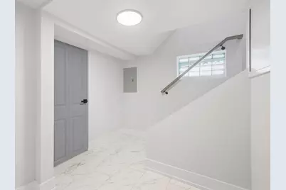 8718 S Euclid Avenue, Chicago, IL 60617 - Photo 17
