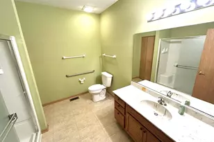 15952 Buckner Pond Wy, Crest Hill, IL 60403 - Photo 9