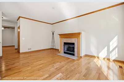 303 Bay Drive, Itasca, IL 60143 - Photo 7