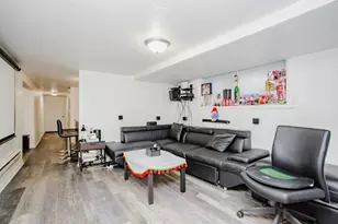 4923 W Cullom Ave, Chicago, IL 60641 - Photo 21