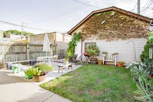 4923 W Cullom Ave, Chicago, IL 60641 - Photo 3