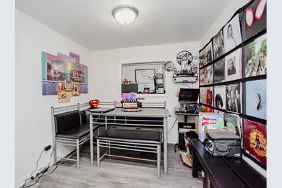 4923 W Cullom Avenue, Chicago, IL 60641 - Photo 23