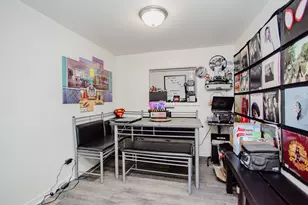 4923 W Cullom Ave, Chicago, IL 60641 - Photo 23