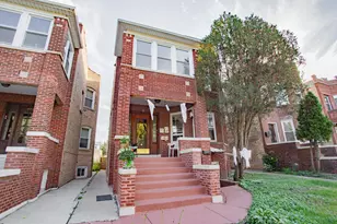 4923 W Cullom Ave, Chicago, IL 60641 - Photo 1