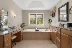 90 Waters Edge Ct, Glen Ellyn, IL 60137 - Photo 21