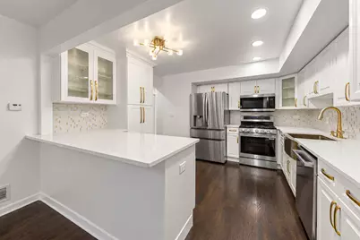 11124 Indian Woods Drive, Indian Head Park, IL 60525 - Photo 11