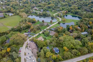 6 Lagoon Dr, Hawthorn Woods, IL 60047 - Photo 11