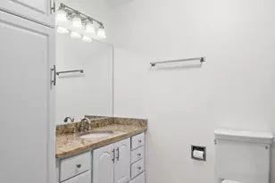 5443 S Cornell Ave, Chicago, IL 60615 - Photo 13