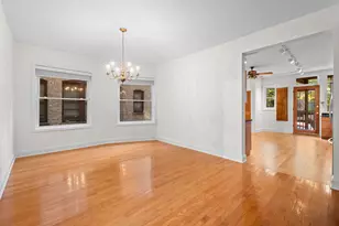 5443 S Cornell Ave, Chicago, IL 60615 - Photo 17