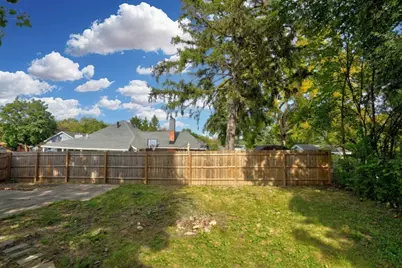 26110 W Lakeview Avenue, Ingleside, IL 60041 - Photo 3