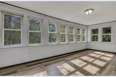 26110 W Lakeview Avenue, Ingleside, IL 60041 - Photo 7