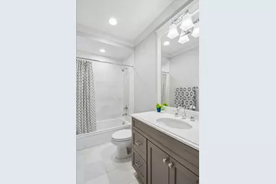 4245 N Lincoln Avenue #4, Chicago, IL 60618 - Photo 13