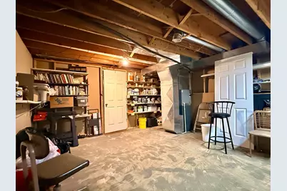 1805 Avenue K, Sterling, IL 61081 - Photo 33