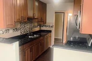 8970 N Parkside Ave, Des Plaines, IL 60016 - Photo 5