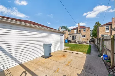 2914 N Neva Avenue, Chicago, IL 60634 - Photo 19