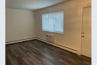 627 S Blanchard Street #B4, Wheaton, IL 60187 - Photo 3
