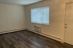 627 S Blanchard St, Wheaton, IL 60187 - Photo 3