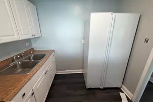 7337 S South Shore Dr, Chicago, IL 60649 - Photo 3