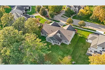209 Burr Oak Circle, Elgin, IL 60124 - Photo 43