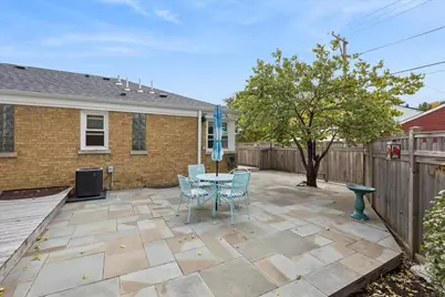 2542 S 6th Avenue, North Riverside, IL 60546 - Photo 17