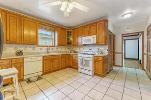 2523 N Oak Park Ave, Chicago, IL 60707 - Photo 17