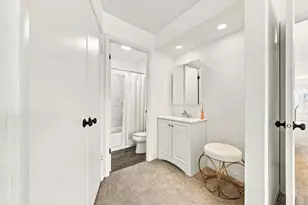 8620 Waukegan Rd, Morton Grove, IL 60053 - Photo 21