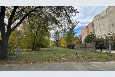 3612 S Lake Park Avenue, Chicago, IL 60653 - Photo 1