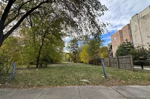 3612 S Lake Park Ave, Chicago, IL 60653 - Photo 1