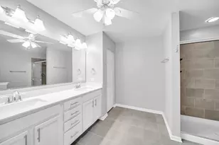 2534 Huntleigh Ln, Woodridge, IL 60517 - Photo 19