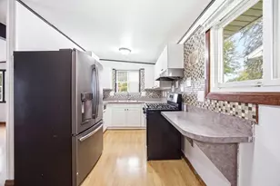 448 N Lakeshore Dr, Mundelein, IL 60060 - Photo 9