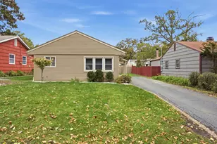 448 N Lakeshore Dr, Mundelein, IL 60060 - Photo 19