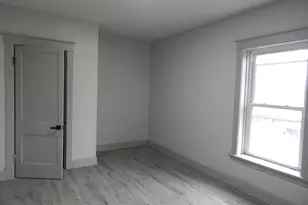 307 Stone St, Joliet, IL 60435 - Photo 9