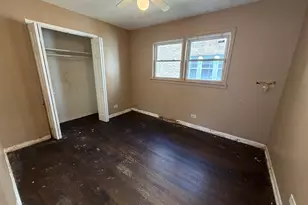 10517 S Cottage Grove Ave, Chicago, IL 60628 - Photo 9
