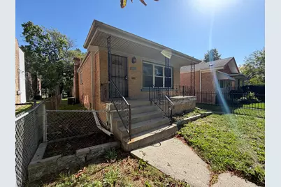 10517 S Cottage Grove Avenue, Chicago, IL 60628 - Photo 3