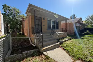 10517 S Cottage Grove Ave, Chicago, IL 60628 - Photo 3