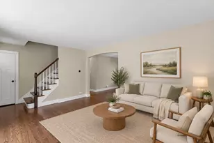 18516 Clyde Rd, Homewood, IL 60430 - Photo 9