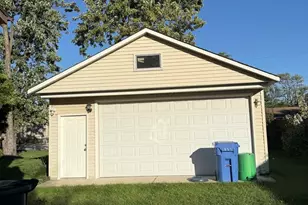 9025 N Greenwood Ave, Niles, IL 60714 - Photo 33