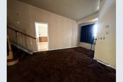 9025 N Greenwood Avenue, Niles, IL 60714 - Photo 5