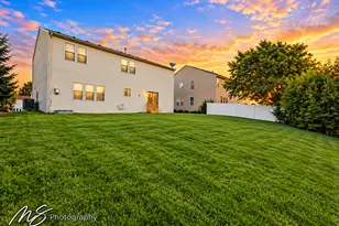 640 Settlement Dr, Maple Park, IL 60151 - Photo 3