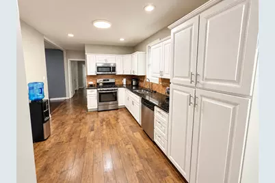 8208 S Avalon Avenue, Chicago, IL 60619 - Photo 3
