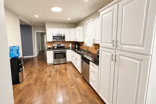 8208 S Avalon Ave, Chicago, IL 60619 - Photo 3