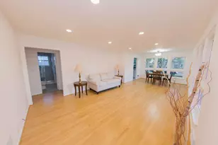 4440 Palma Pl, Skokie, IL 60076 - Photo 7