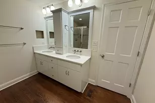 1016 Liberty Dr, Naperville, IL 60540 - Photo 23
