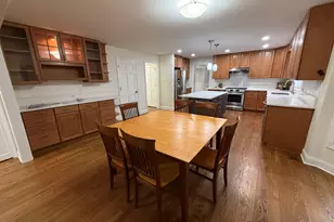 1016 Liberty Dr, Naperville, IL 60540 - Photo 13