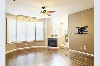 4240 N Kenmore Avenue #3N, Chicago, IL 60613 - Photo 3
