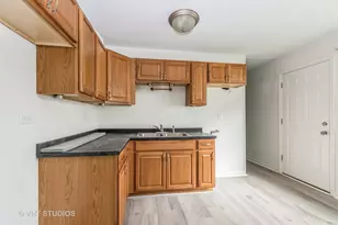352 Boston St, Chicago Heights, IL 60411 - Photo 5