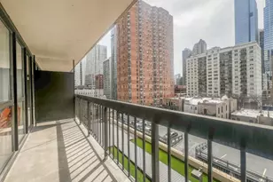 33 W Delaware Pl, Chicago, IL 60610 - Photo 3