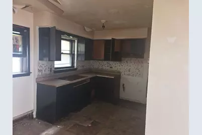 8045 S Carpenter Street, Chicago, IL 60620 - Photo 5