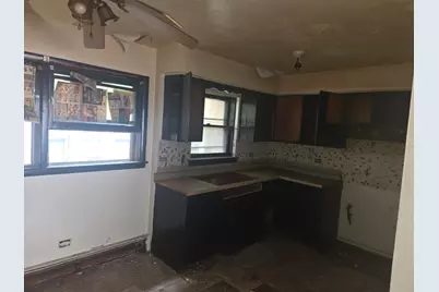 8045 S Carpenter Street, Chicago, IL 60620 - Photo 9