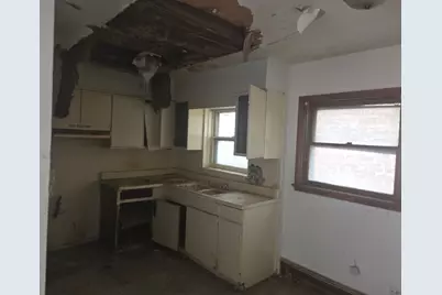 8045 S Carpenter Street, Chicago, IL 60620 - Photo 31